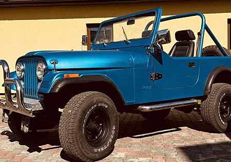 Jeep CJ-7