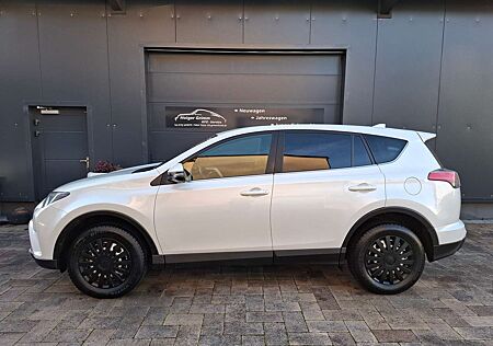 Toyota RAV 4 AHK/Navi/Klimaauto/1.Hand/Unfallfr/8-fach bereift