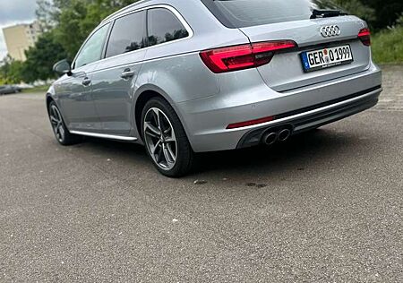 Audi A4 Allroad quattro (avant .) 3.0 TDI tip tronic , S-line