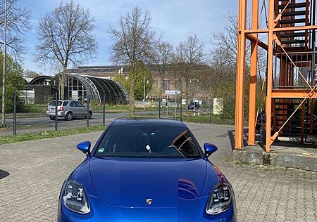 Porsche Panamera 4S Diesel