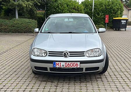 VW Golf Volkswagen 1.6 Automatik Special Tüv 03/27