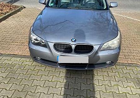 BMW 520i 520