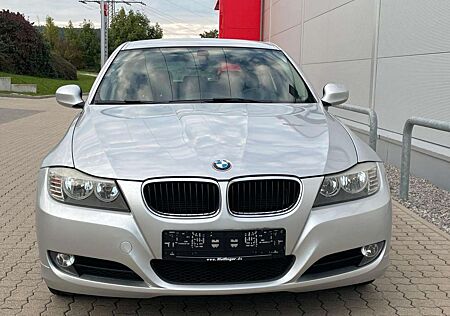 BMW 318i 318 Touring Klima*Navi*PDC*MFL*Tel*Alu