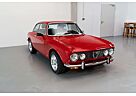 Alfa Romeo GTV 2000