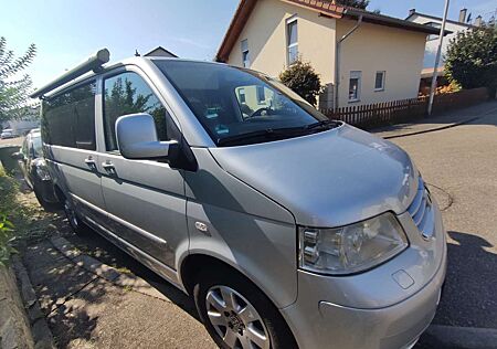 VW T5 Multivan Volkswagen MultivanHighline