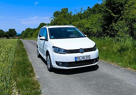VW Touran Volkswagen 1.6 TDI DPF Cup