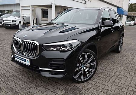 BMW X5 xDrive45e|LEDER|PANORAMA|AHK|22-ZOLL|