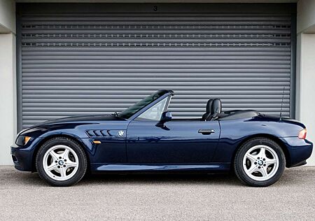 BMW Z3 Roadster 1.9 M-Paket montrealblau-metallic 126tkm