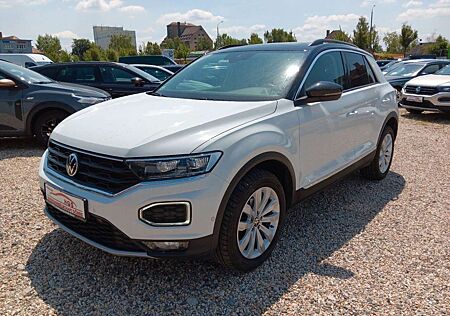 VW T-Roc Volkswagen Style Klima AHZV PanoDach LED Sitzheizung