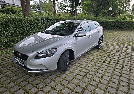 Volvo V40 T2 Ocean Race