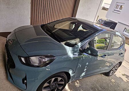 Hyundai i10 Trend blau