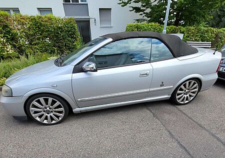 Opel Astra Cabrio 2.2 16V Edition 2