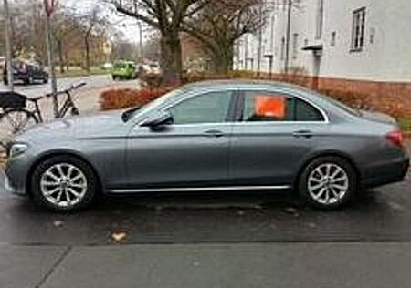 Mercedes-Benz E 220 d 4Matic 9G-TRONIC Avantgarde