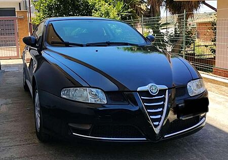 Alfa Romeo GT GT 1.9 jtd mjt Distinctive