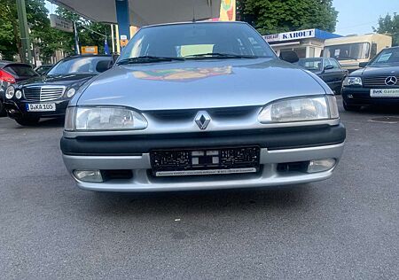 Renault R 19 1,8L RT 50.000KM