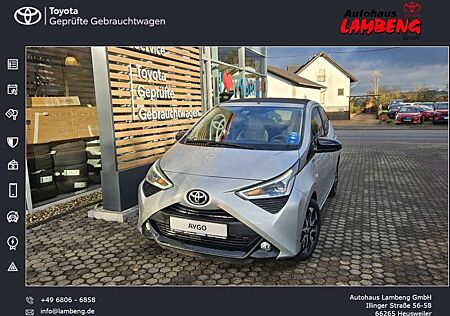 Toyota Aygo (X) x-play Team Deutschland