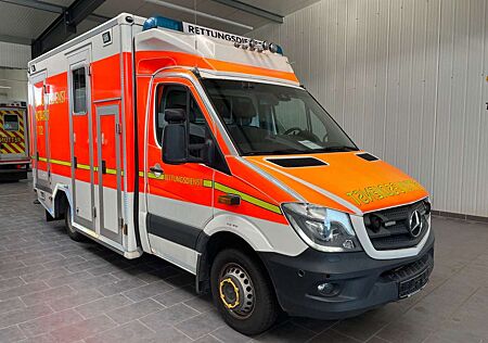 Mercedes-Benz Sprinter II Rettungswagen 519 CDI
