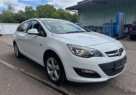 Opel Astra J Sports Tourer *Euro6*SHZ*AHK*Klimaaut.*