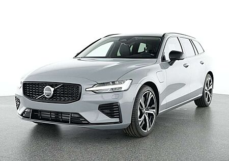 Volvo V60 T6 Plus Dark Recharge Plug-In Hybrid AWD