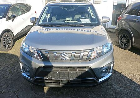 Suzuki Vitara 4x4,Automatik,Navi,Pano,AHK