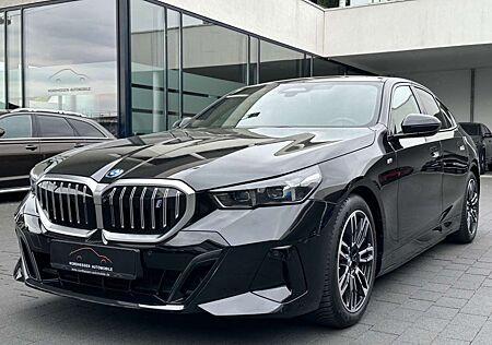 BMW i5 40 eDrive M Sport | Panorama | Sitzbelüftung