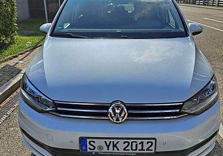 VW Touran Volkswagen Diesel 2.0 TDI SCR (BlueMotion Technology)