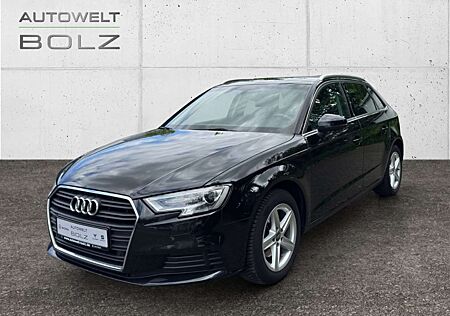 Audi A3 Sportback 2.0 TDI Navi DigiCock Bi-Xenon Apple Car
