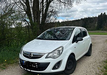 Opel Corsa 1.4 16V Color Edition