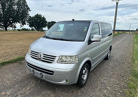 VW T5 Multivan Volkswagen Multivan Highline Autm.