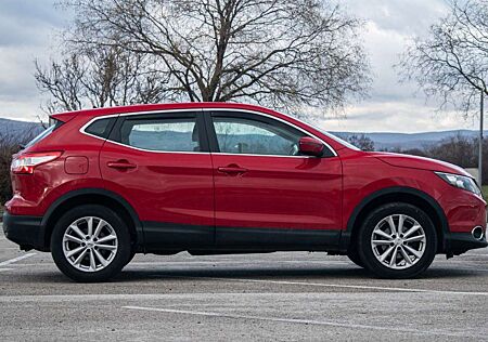Nissan Qashqai 1.2 DIG-T ACENTA