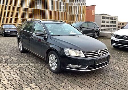 VW Passat Variant Volkswagen 2.0 TDI AHK*LEDER*STHZ*XENON*PDC