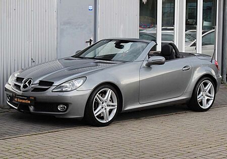 Mercedes-Benz SLK 200 Kompressor+Leder+Navi+Bi-Xenon+18" Alu