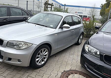 BMW 118i 118 Neue Steuerkette, Neue Inspektion