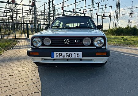 VW Golf GTI Volkswagen 16V US modell