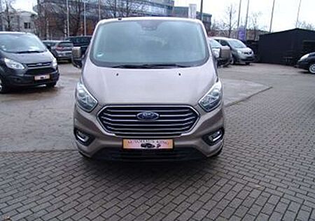 Ford Tourneo Custom Trend-Modellpfle/8Si/Style Packet