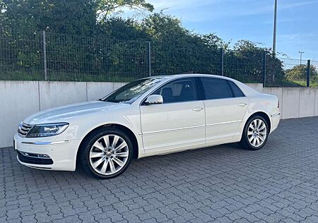 VW Phaeton Volkswagen 3.0 TDI 4-Sitzer ACC*Solar*Kam*Stdh*Massage*19