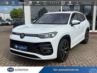 Volkswagen Tayron R-Line 4M Matrix AHK STHZ Pano
