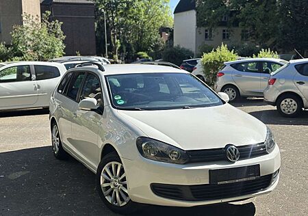 VW Golf Volkswagen 1.6 TDI DPF BlueMotion