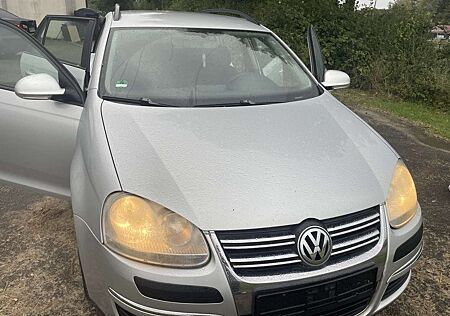 VW Golf Volkswagen 1.9 TDI 4Motion DPF Trendline