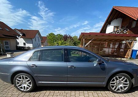 VW Phaeton Volkswagen 4.2 V8 4MOTION langer Radstand 4Sitzer)