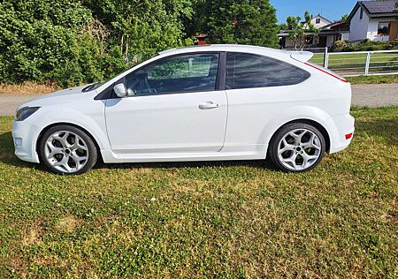 Ford Focus 2.5 ST