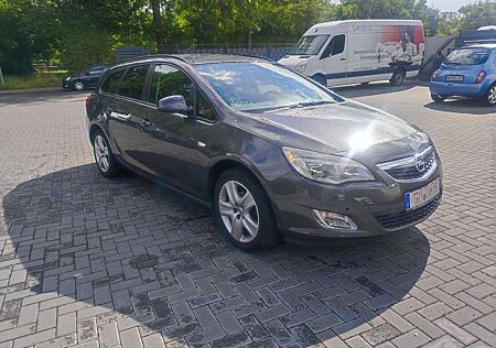 Opel Astra 1.6 Caravan Easytronic Edition 111 Jahre