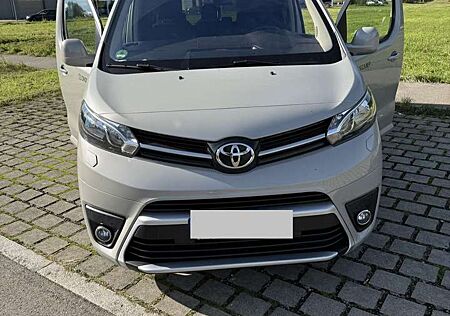 Toyota Pro Ace Proace 2,0-l-D-4D (5-Si.) Verso Family compact