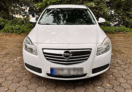 Opel Astra insignia