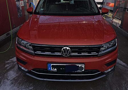 VW Tiguan Volkswagen 2.0 TDI SCR (BlueMotion Technology) Highline
