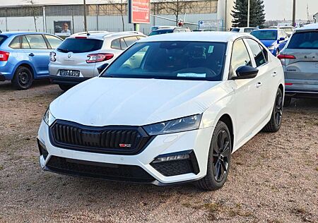 Skoda Octavia 2.0 TSI DSGRS