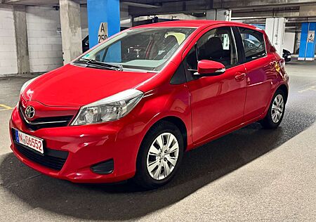 Toyota Yaris 1.0 VVT-i Life*43TKM*