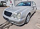 Mercedes-Benz CLK 320 AVANTGARDE*NAVI*LEDER*ALU*PDC*