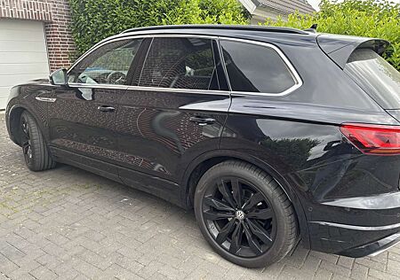 VW Touareg Volkswagen 3.0 V6 TDI 4Motion DPF Aut. R-Line