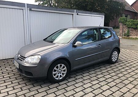 VW Golf Volkswagen 5 1.6 Automatik 110.000 km